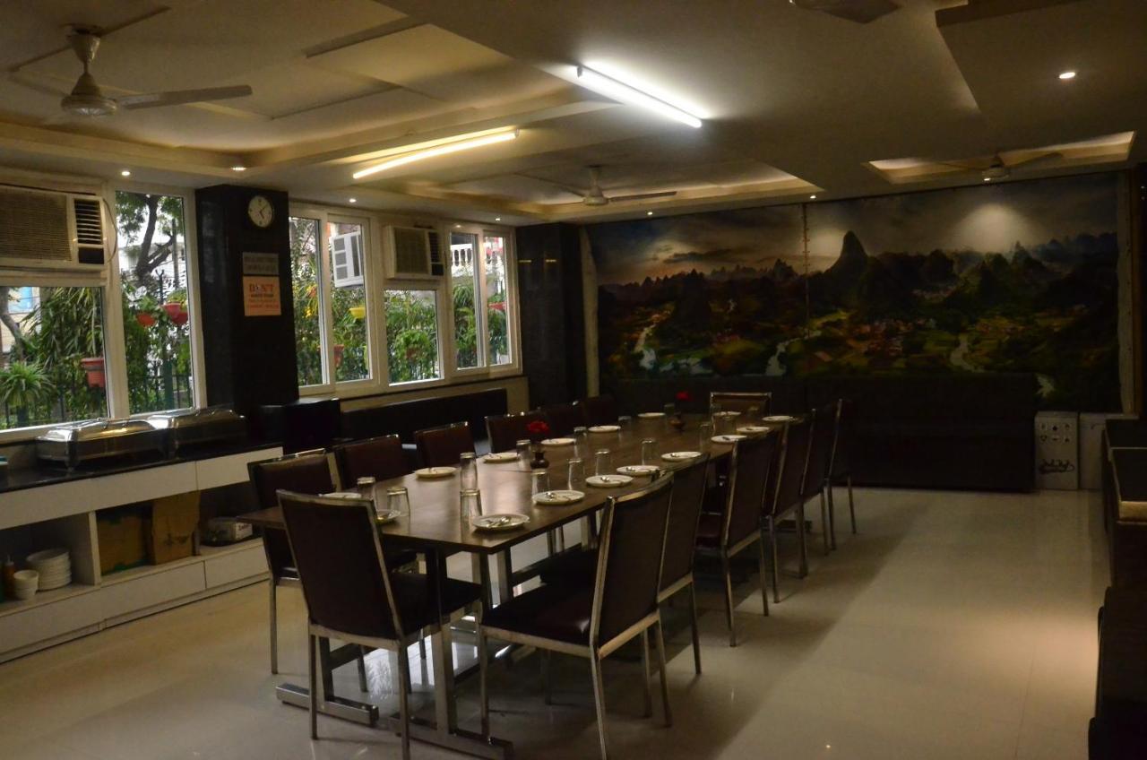 索潘高地酒店 德里 外观 照片