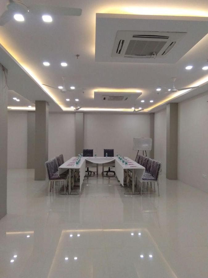 索潘高地酒店 德里 外观 照片